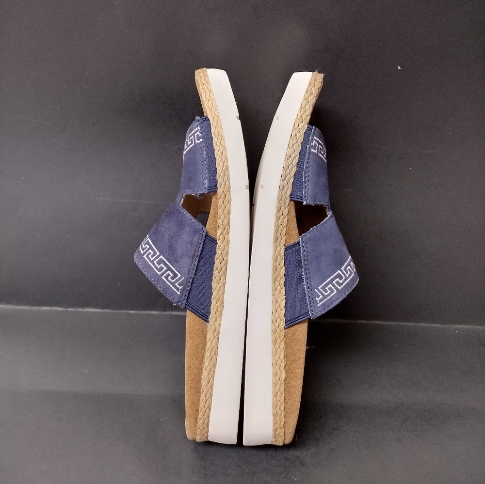 - REVITALIGN - FIONA ORTHOTIC EMBRODERED SUEDE WOMEN'S SANDALS SIZE : 9B - Picture 7 of 11